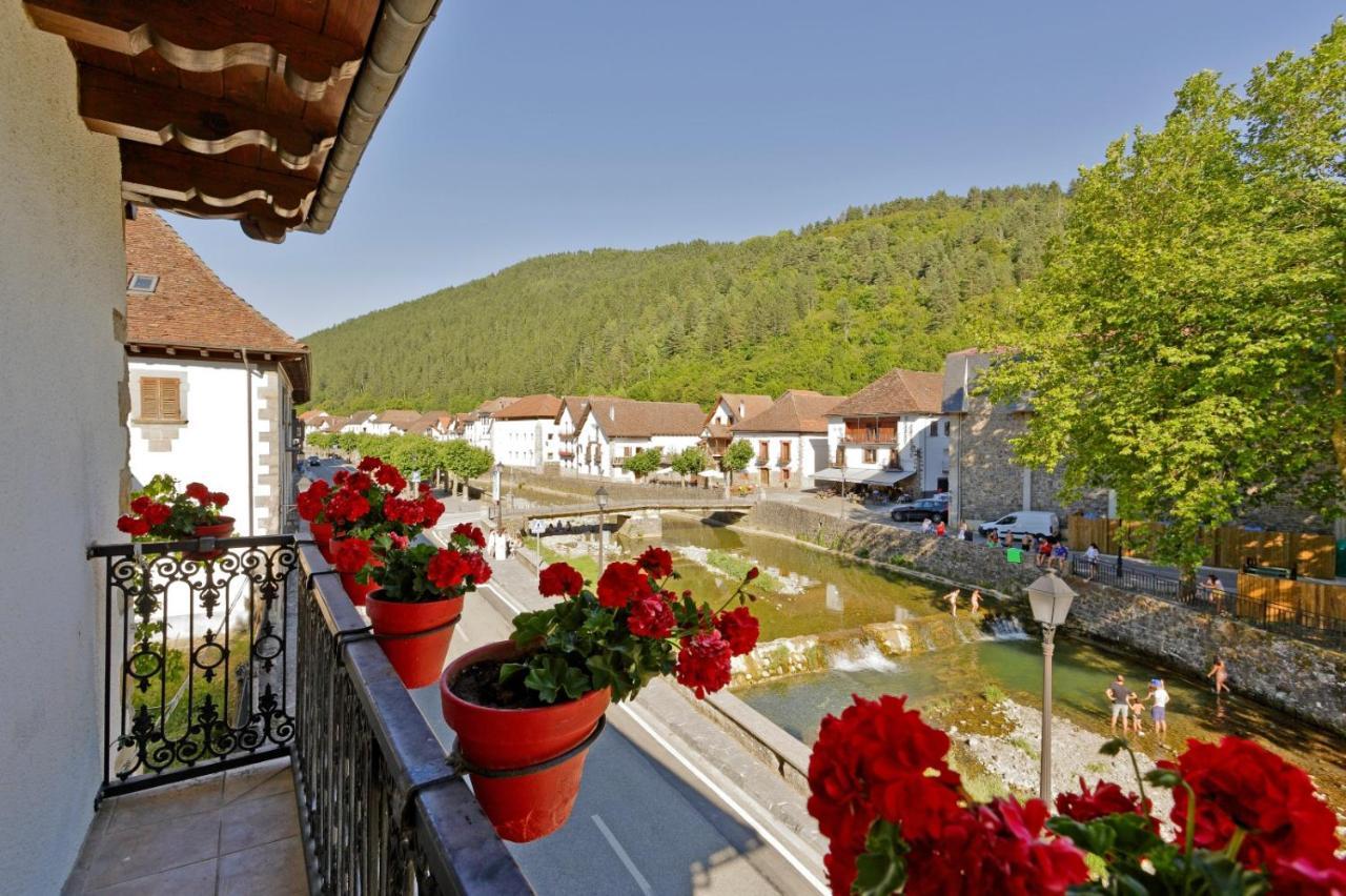 Appartement Aizkolarienea à Ochagavía Extérieur photo